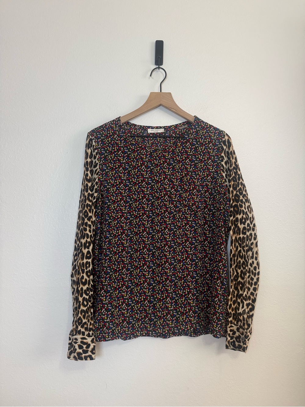 Equipment Floral Cheetah Liam 100% Silk Blouse Long Sleeve Top - Picture 2 of 7